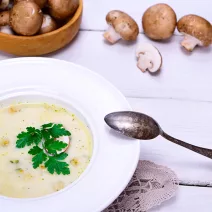 Tarragon Mushroom Soup with Ganoderma