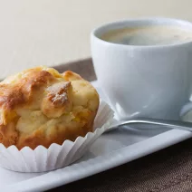 Summer muffins with dried mango