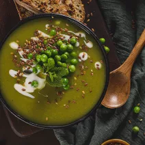 Creamy pea soup with kelp and kale